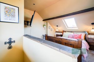 Photo 25- click for photo gallery